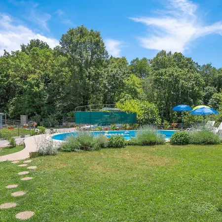 Nyaraló Zorica By Interhome *